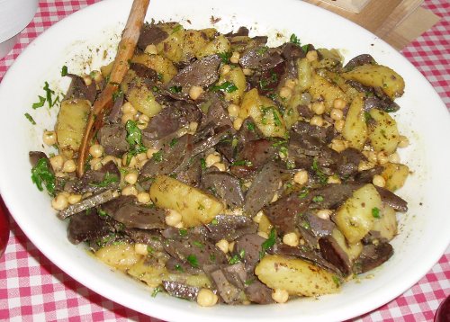 Gęganie, weganie i poganie - konfitowane gęsie wątróbki z ziemniakami i ciecierzycą