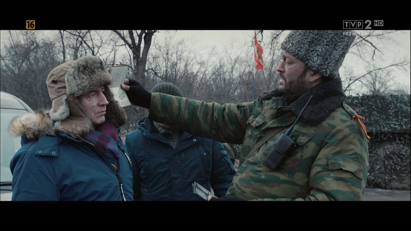 Kadr z filmu "Donbas" Siergieja Łożnicy